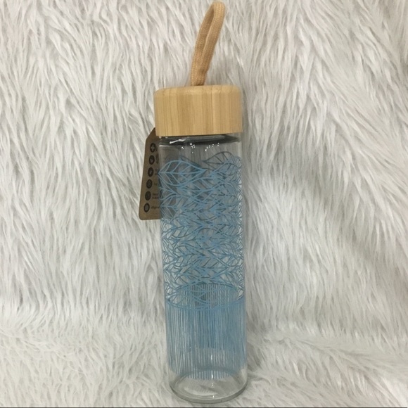 Ello glass water bottle - Picture 3 of 5